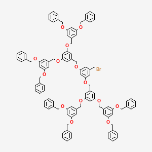 molecular formula C105H91BrO14 B3034104 3,5-Bis[3,5-bis[3,5-bis(benzyloxy)benzyloxy]benzyloxy]benzyl bromide CAS No. 137472-17-4