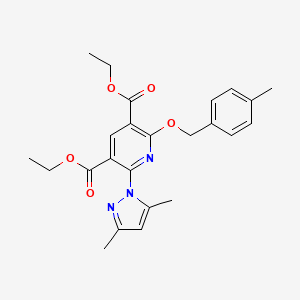 3,5-diethyl 2-(3,5-dimethyl-1H-pyrazol-1-yl)-6-[(4-methylphenyl)methoxy]pyridine-3,5-dicarboxylate