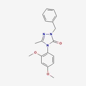 molecular formula C18H19N3O3 B3038397 2-苄基-4-(2,4-二甲氧基苯基)-5-甲基-2,4-二氢-3H-1,2,4-三唑-3-酮 CAS No. 861206-38-4