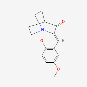 (2Z)-2-[(2,5-dimethoxyphenyl)methylidene]-1-azabicyclo[2.2.2]octan-3-one