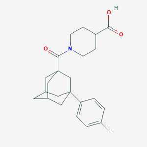 1-[3-(4-Methylphenyl)adamant-1-ylcarbonyl]piperidine-4-carboxylic acid
