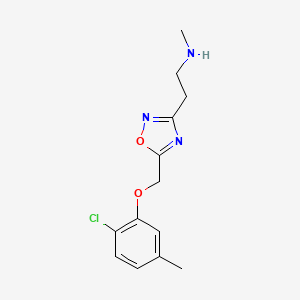 (2-{5-[(2-Chloro-5-methylphenoxy)methyl]-1,2,4-oxadiazol-3-yl}ethyl)methylamine
