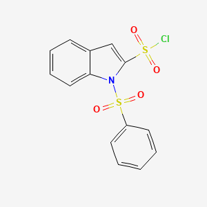 molecular formula C14H10ClNO4S2 B3057878 1H-吲哚-2-磺酰氯，1-(苯磺酰基)- CAS No. 85953-39-5