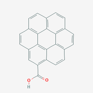 molecular formula C25H12O2 B3059316 觝-1-羧酸 CAS No. 97839-93-5