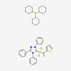 molecular formula C43H52Cl2N3PRuS B3089229 Tricyclohexylphosphine[2,4-dihydro-2,4,5-triphenyl-3H-1,2,4-triazol-3-ylidene][2-thienylmethylene]ruthenium(II) dichloride CAS No. 1190427-51-0
