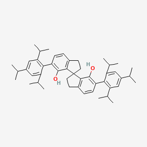 molecular formula C47H60O2 B3100590 (1R)-2,2',3,3'-tetrahydro-6,6'-bis[2,4,6-tris(1-Methylethyl)phenyl]-1,1'-Spirobi[1H-indene]-7,7'-diol CAS No. 1372719-98-6