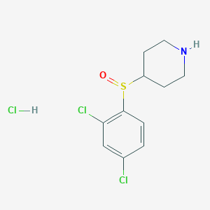 molecular formula C11H14Cl3NOS B3102543 4-((2,4-Dichlorophenyl)sulfinyl)piperidine hydrochloride CAS No. 1417794-49-0