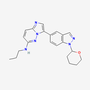molecular formula C21H24N6O B3103056 N-propyl-3-(1-(tetrahydro-2H-pyran-2-yl)-1H-indazol-5-yl)iMidazo[1,2-b]pyridazin-6-aMine CAS No. 1431698-03-1