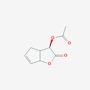 molecular formula C9H10O4 B3103075 (3R)-2-oxo-3,3a,4,6a-tetrahydro-2H-cyclopenta[b]furan-3-yl acetate CAS No. 1431704-20-9