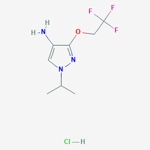 molecular formula C8H13ClF3N3O B3103092 1-异丙基-3-(2,2,2-三氟乙氧基)-1H-吡唑-4-胺盐酸盐 CAS No. 1431962-34-3