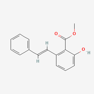molecular formula C16H14O3 B3105307 2-羟基-6-苯乙烯基苯甲酸甲酯 CAS No. 152383-65-8