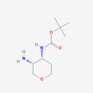 molecular formula C10H20N2O3 B3107562 tert-butyl N-[(3R,4R)-3-aminotetrahydropyran-4-yl]carbamate CAS No. 1613450-38-6