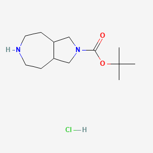 molecular formula C13H25ClN2O2 B3111625 tert-Butyl octahydropyrrolo[3,4-d]azepine-2(1H)-carboxylate hydrochloride CAS No. 1841081-39-7
