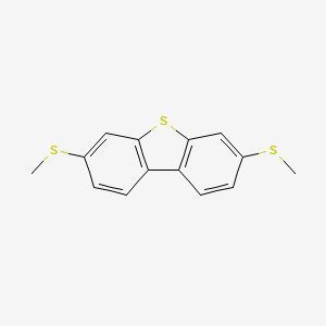 molecular formula C14H12S3 B3111729 3,7-双(甲硫基)二苯并[b,d]噻吩 CAS No. 185540-18-5