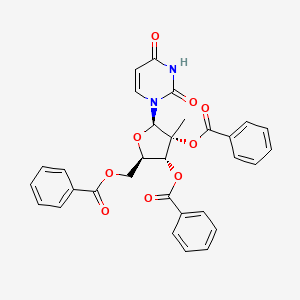 molecular formula C31H26N2O9 B3118310 [(2R,3R,4R,5R)-3,4-dibenzoyloxy-5-(2,4-dioxopyrimidin-1-yl)-4-methyloxolan-2-yl]methyl benzoate CAS No. 23643-36-9
