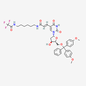 molecular formula C41H45F3N4O9 B3119619 (E)-3-[1-[(2R,4S,5R)-5-[[Bis(4-methoxyphenyl)-phenylmethoxy]methyl]-4-hydroxyoxolan-2-yl]-2,4-dioxopyrimidin-5-yl]-N-[6-[(2,2,2-trifluoroacetyl)amino]hexyl]prop-2-enamide CAS No. 252337-59-0