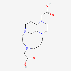 molecular formula C16H30N4O4 B3123859 2-[4-(Carboxymethyl)-1,4,8,11-tetrazabicyclo[6.6.2]hexadecan-11-yl]acetic acid CAS No. 313229-90-2