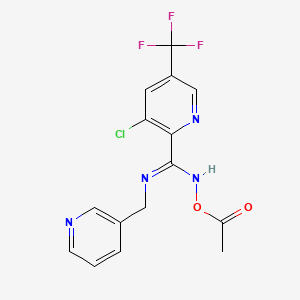 molecular formula C15H12ClF3N4O2 B3124751 N'-(乙酰氧基)-3-氯-N-(3-吡啶基甲基)-5-(三氟甲基)-2-吡啶甲酰亚胺酰胺 CAS No. 320420-59-5