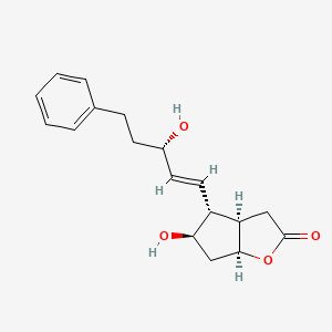 molecular formula C18H22O4 B3136413 (3aR,4R,5R,6aS)-5-Hydroxy-4-((S,E)-3-hydroxy-5-phenylpent-1-en-1-yl)hexahydro-2H-cyclopenta[b]furan-2-one CAS No. 41639-74-1