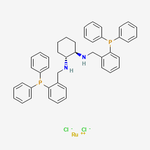 B3136970 Dichloro{(1R,2R)-N,N-bis[2-(diphenylphosphino)benzyl]cyclohexane-1,2-diamine}ruthenium(II) CAS No. 429678-11-5