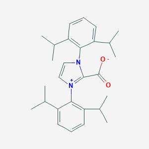 molecular formula C28H36N2O2 B031422 1,3-双(2,6-二异丙基苯基)咪唑鎓-2-羧酸盐 CAS No. 917604-39-8