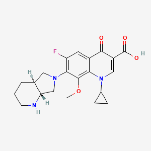 molecular formula C21H24FN3O4 B3158119 1-Cyclopropyl-6-fluoro-7-((4aS,7aR)-hexahydro-1H-pyrrolo[3,4-b]pyridin-6(2H)-yl)-8-methoxy-4-oxo-1,4-dihydroquinoline-3-carboxylic acid CAS No. 855661-74-4