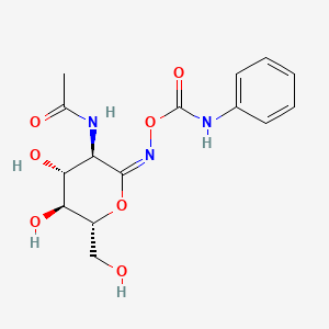 [(E)-[(3R,4R,5S,6R)-3-acetamido-4,5-dihydroxy-6-(hydroxymethyl)oxan-2-ylidene]amino] N-phenylcarbamate