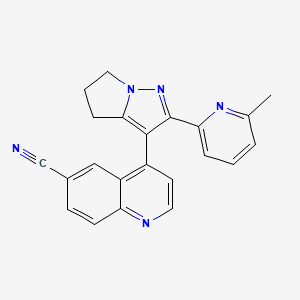 molecular formula C22H17N5 B3167796 4-(2-(6-甲基吡啶-2-基)-5,6-二氢-4H-吡咯并[1,2-b]吡唑-3-基)喹啉-6-腈 CAS No. 924898-13-5