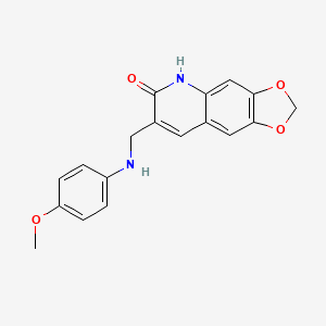 molecular formula C18H16N2O4 B3173546 7-{[(4-methoxyphenyl)amino]methyl}[1,3]dioxolo[4,5-g]quinolin-6(5H)-one CAS No. 947019-00-3