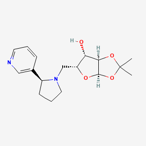 molecular formula C17H24N2O4 B3175548 (3aR,5R,6S,6aR)-2,2-dimethyl-5-{[(2S)-2-(pyridin-3-yl)pyrrolidin-1-yl]methyl}-tetrahydro-2H-furo[2,3-d][1,3]dioxol-6-ol CAS No. 957505-59-8