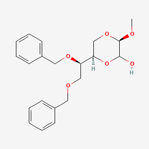 molecular formula C21H26O6 B3175881 1,4-二氧六环-2-醇，6-[(1R)-1,2-双(苯甲氧基)乙基]-3-甲氧基-，(3R,6R)- CAS No. 960365-64-4