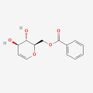 molecular formula C13H14O5 B3191891 ((2R,3S,4R)-3,4-Dihydroxy-3,4-dihydro-2H-pyran-2-yl)methyl benzoate CAS No. 58871-05-9