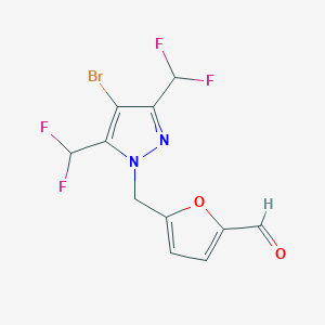 molecular formula C11H7BrF4N2O2 B3197547 5-((4-Bromo-3,5-bis(difluoromethyl)-1H-pyrazol-1-yl)methyl)furan-2-carbaldehyde CAS No. 1006320-27-9