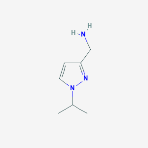 molecular formula C7H13N3 B3197848 [1-(propan-2-yl)-1H-pyrazol-3-yl]methanamine CAS No. 1007515-32-3
