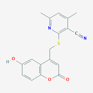 molecular formula C18H14N2O3S B3197900 2-(((6-hydroxy-2-oxo-2H-chromen-4-yl)methyl)thio)-4,6-dimethylnicotinonitrile CAS No. 1007635-15-5