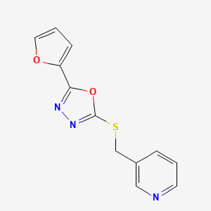molecular formula C12H9N3O2S B3198347 2-(Furan-2-yl)-5-((pyridin-3-ylmethyl)thio)-1,3,4-oxadiazole CAS No. 1011909-27-5