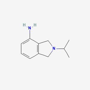 molecular formula C11H16N2 B3200175 2-(propan-2-yl)-2,3-dihydro-1H-isoindol-4-amine CAS No. 1017433-32-7