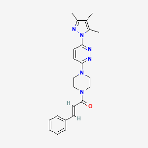 molecular formula C23H26N6O B3201987 (E)-3-phenyl-1-(4-(6-(3,4,5-trimethyl-1H-pyrazol-1-yl)pyridazin-3-yl)piperazin-1-yl)prop-2-en-1-one CAS No. 1020502-56-0