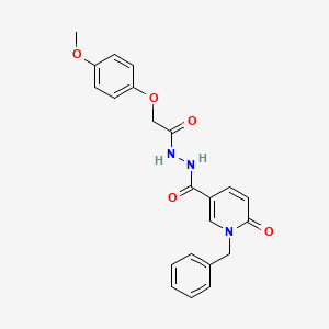 molecular formula C22H21N3O5 B3205632 1-benzyl-N'-(2-(4-methoxyphenoxy)acetyl)-6-oxo-1,6-dihydropyridine-3-carbohydrazide CAS No. 1040651-59-9