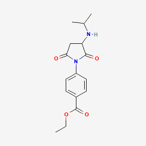 molecular formula C16H20N2O4 B3207795 Ethyl 4-[3-(isopropylamino)-2,5-dioxopyrrolidin-1-yl]benzoate CAS No. 1048957-09-0