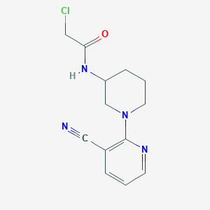 molecular formula C13H15ClN4O B3210299 2-Chloro-N-(1-(3-cyanopyridin-2-yl)piperidin-3-yl)acetamide CAS No. 1065484-50-5