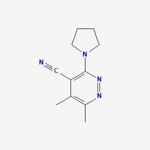 molecular formula C11H14N4 B3211471 5,6-二甲基-3-(吡咯烷-1-基)吡哒嗪-4-腈 CAS No. 1090535-67-3