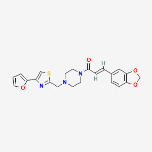 molecular formula C22H21N3O4S B3212751 (E)-3-(benzo[d][1,3]dioxol-5-yl)-1-(4-((4-(furan-2-yl)thiazol-2-yl)methyl)piperazin-1-yl)prop-2-en-1-one CAS No. 1105223-67-3