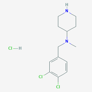 molecular formula C13H19Cl3N2 B3227500 (3,4-Dichloro-benzyl)-methyl-piperidin-4-yl-amine hydrochloride CAS No. 1261230-57-2