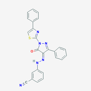 3-[(2Z)-2-[5-oxo-3-phenyl-1-(4-phenyl-1,3-thiazol-2-yl)pyrazol-4-ylidene]hydrazinyl]benzonitrile