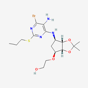 molecular formula C17H27BrN4O4S B3244506 Ethanol, 2-[[(3aR,4S,6R,6aS)-6-[[5-amino-6-bromo-2-(propylthio)-4-pyrimidinyl]amino]tetrahydro-2,2-dimethyl-4H-cyclopenta-1,3-dioxol-4-yl]oxy]- CAS No. 1621679-06-8