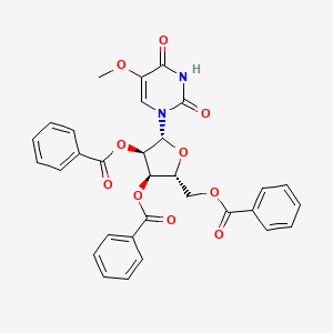 molecular formula C31H26N2O10 B3263688 2',3',5'-Tri-O-benzoyl-5-Methoxyuridine CAS No. 37805-86-0