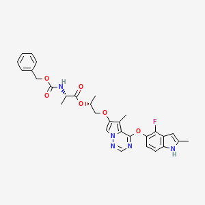 molecular formula C30H30FN5O6 B3276882 [(2R)-1-[4-[(4-fluoro-2-methyl-1H-indol-5-yl)oxy]-5-methylpyrrolo[2,1-f][1,2,4]triazin-6-yl]oxypropan-2-yl] (2S)-2-(phenylmethoxycarbonylamino)propanoate CAS No. 649736-41-4