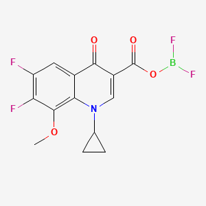 molecular formula C14H10BF4NO4 B3287540 1-cyclopropyl-3-(((difluoroboryl)oxy)carbonyl)-6,7-difluoro-8-methoxyquinolin-4(1H)-one CAS No. 847233-56-1