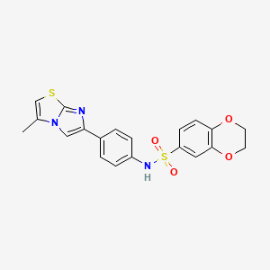 B3296576 N-(4-{3-methylimidazo[2,1-b][1,3]thiazol-6-yl}phenyl)-2,3-dihydro-1,4-benzodioxine-6-sulfonamide CAS No. 893980-32-0